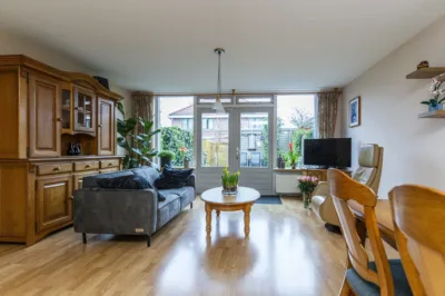 Weideland 10 in Den Hoorn