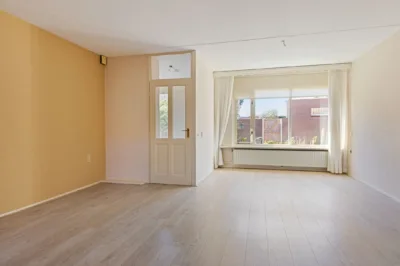 Zwanebloem 11 te Naaldwijk