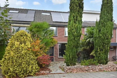 Midden Woerd 25 te Naaldwijk