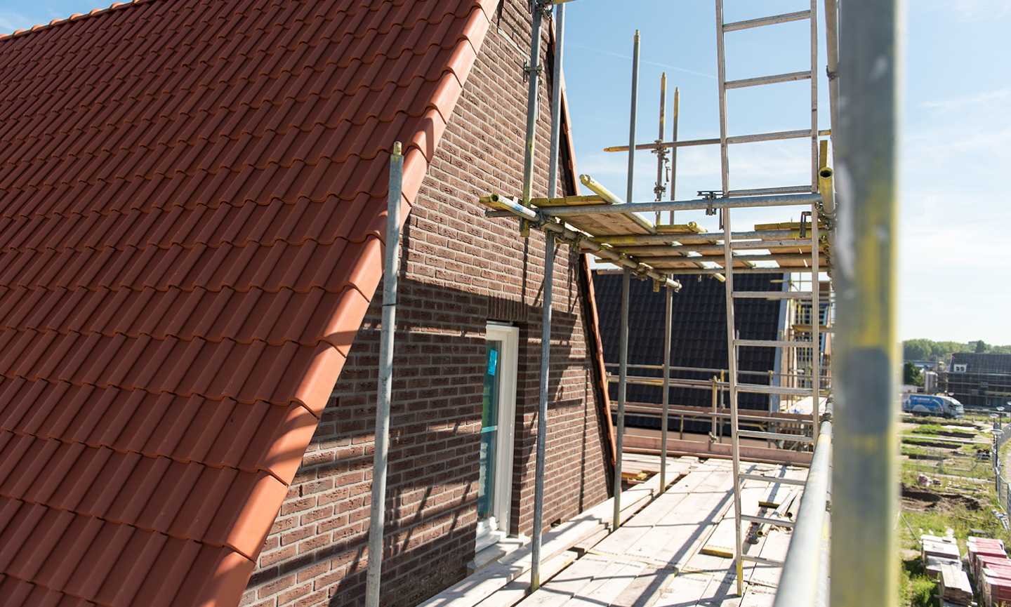Buitenonderhoud in het voorjaar: het moment waarop je huis weer tot leven komt