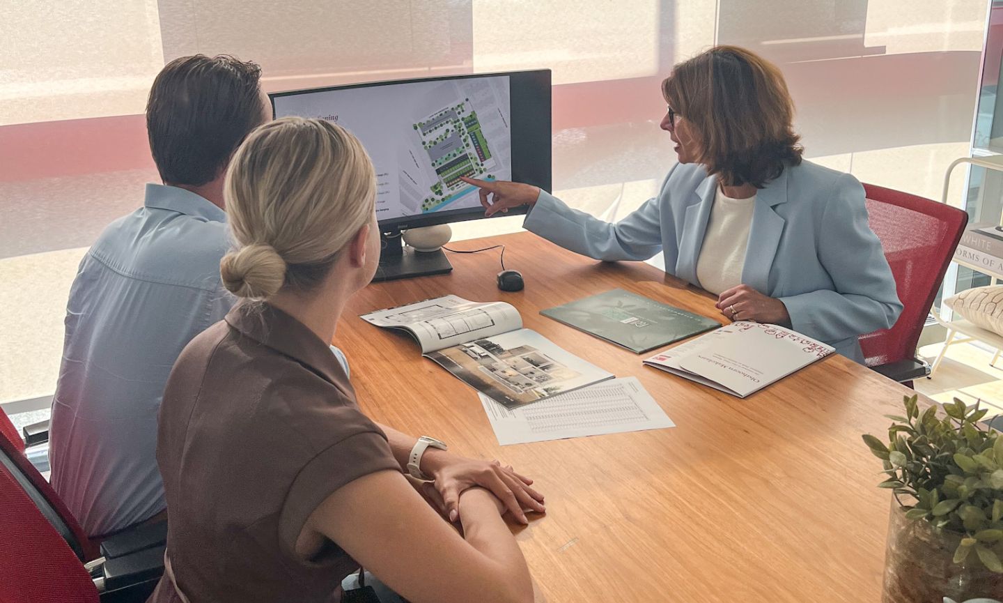 Nieuw Houtwijk- verkoopgesprekken zijn gestart