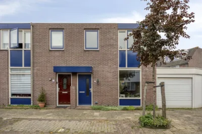Dr. G. Knuttelstraat 11, ‘s-gravenhage