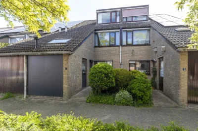 Brugstraat 12, Schipluiden