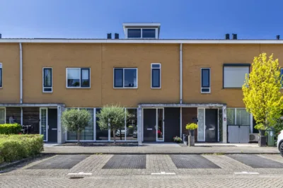 Zeepaddestoel 8, Naaldwijk