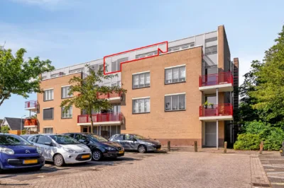 Kievit 27, De lier