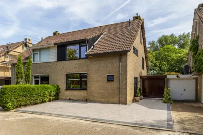 Randveen 6, Wateringen